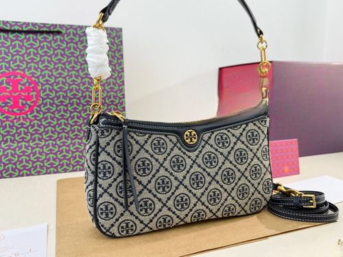 Tory Burch Handbag 250