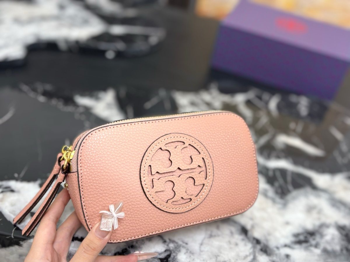 Tory Burch Handbag 255