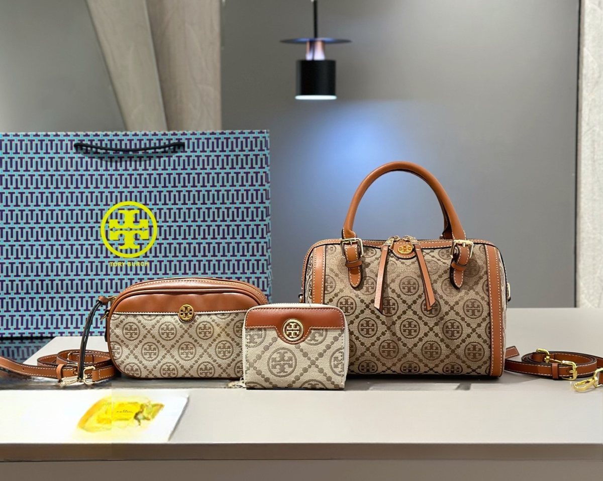 Tory Burch Handbag 272