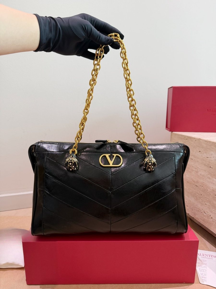 Valentino Handbag 001
