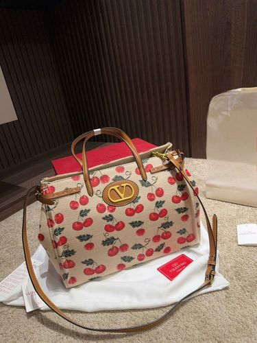 Valentino Handbag 007