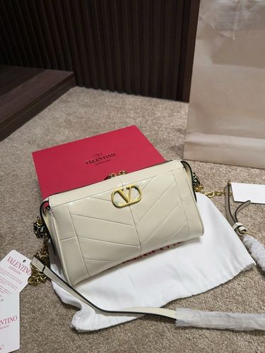 Valentino Handbag 010