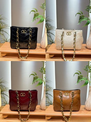 Valentino Handbag 017