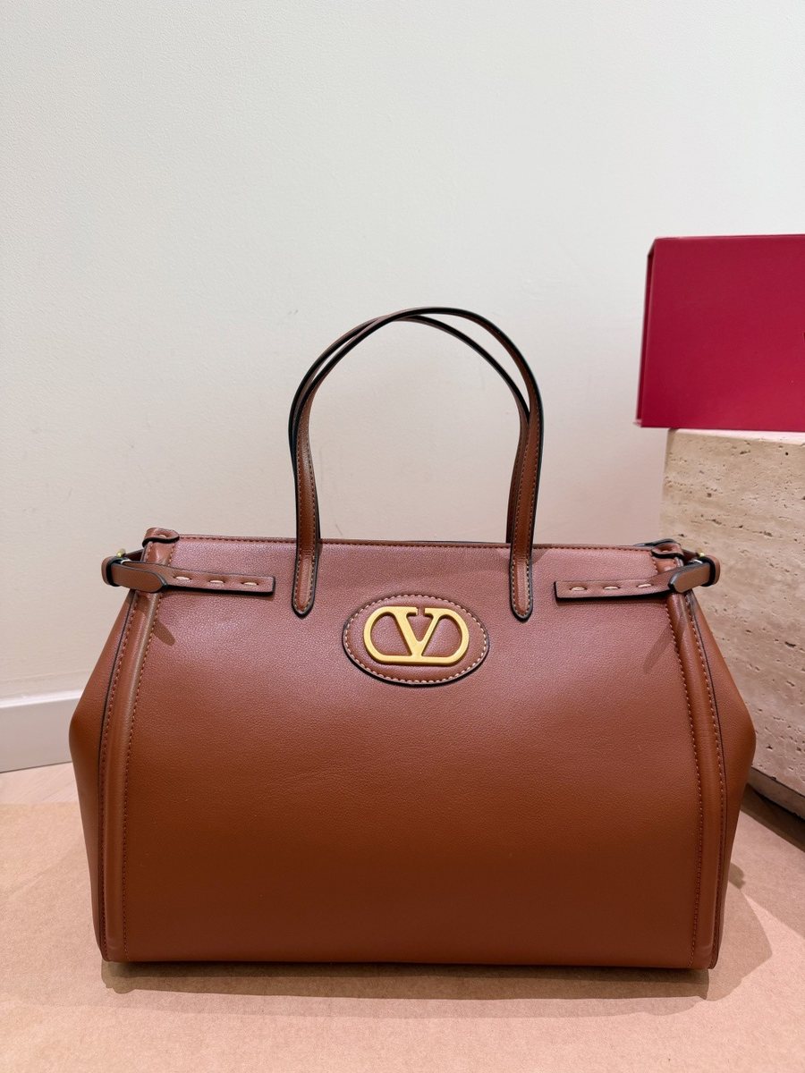 Valentino Handbag 025