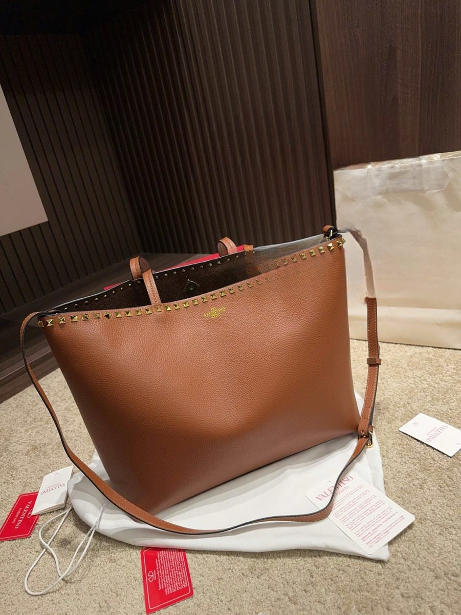 Valentino Handbag 035