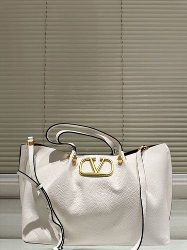 Valentino Handbag 051