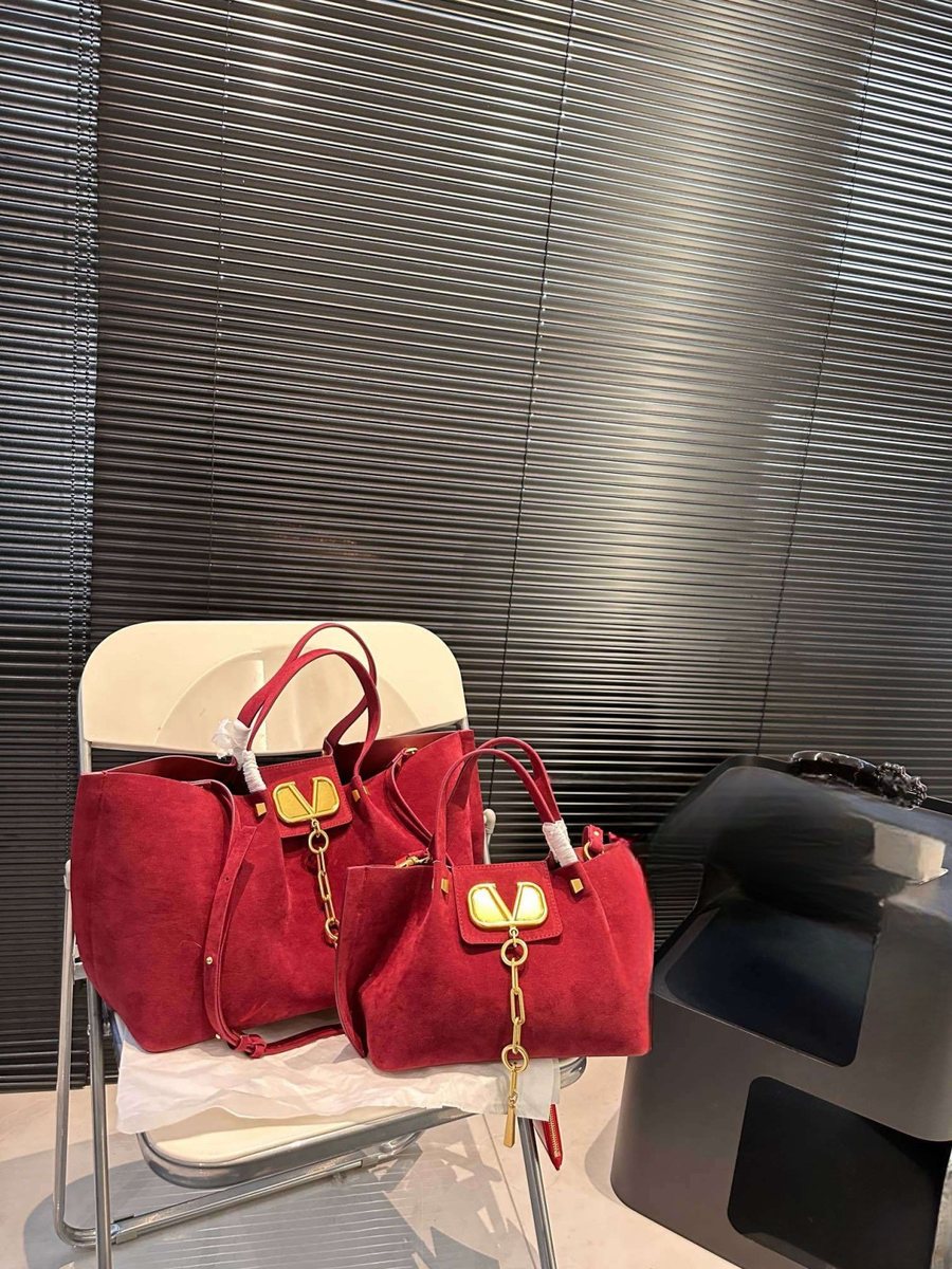 Valentino Handbag 087
