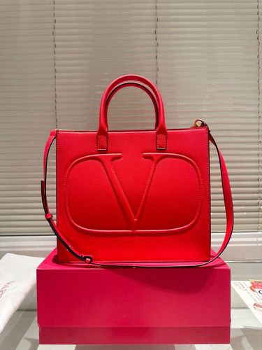 Valentino Handbag 089