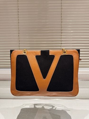 Valentino Handbag 094