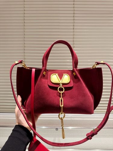 Valentino Handbag 100
