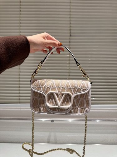 Valentino Handbag 105