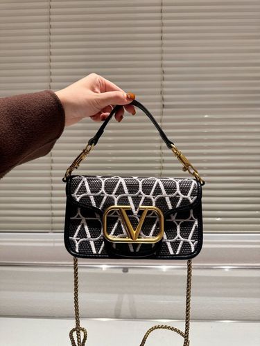Valentino Handbag 106