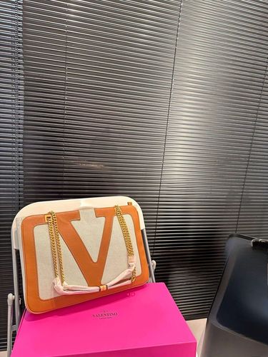 Valentino Handbag 110