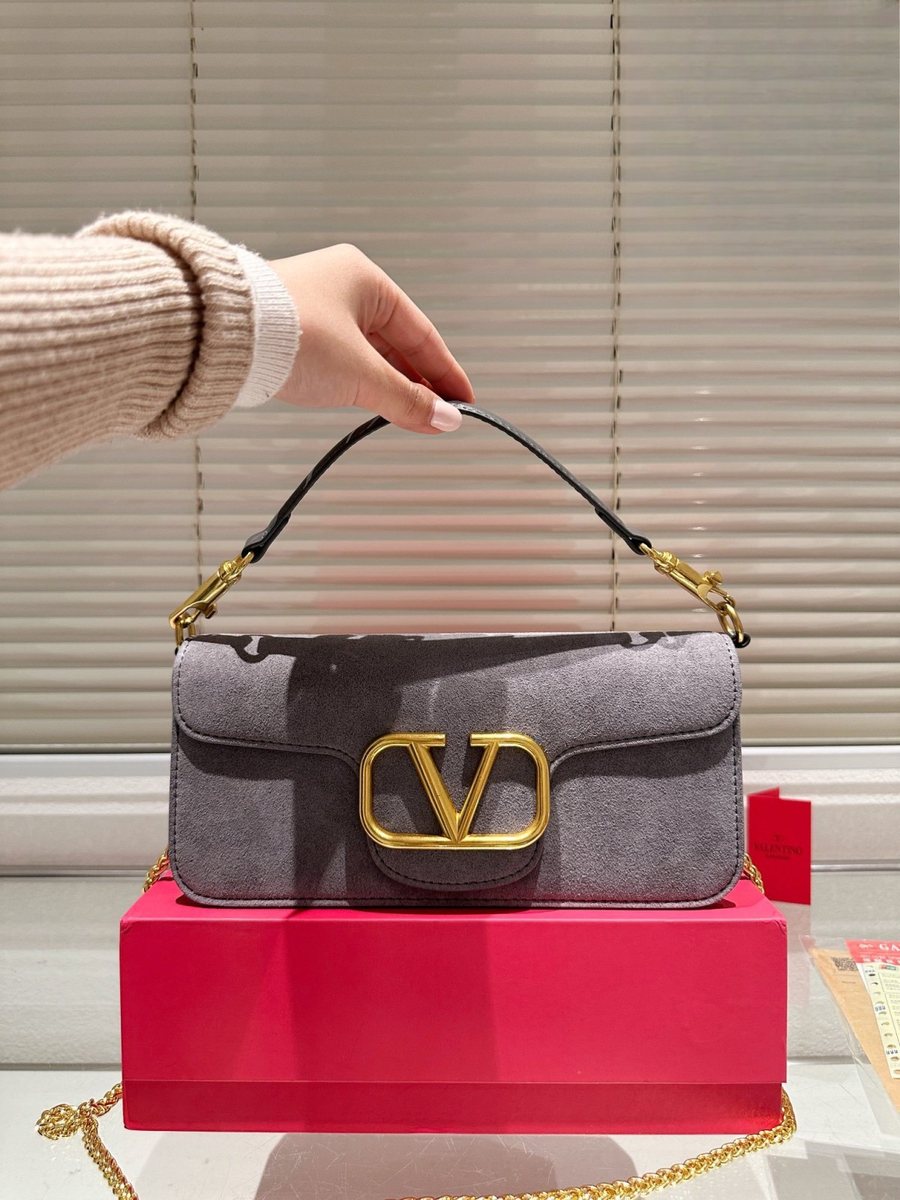 Valentino Handbag 113